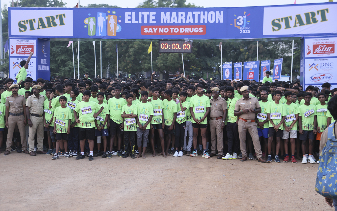 Runners gather at the Elite Marathon 2025 start line