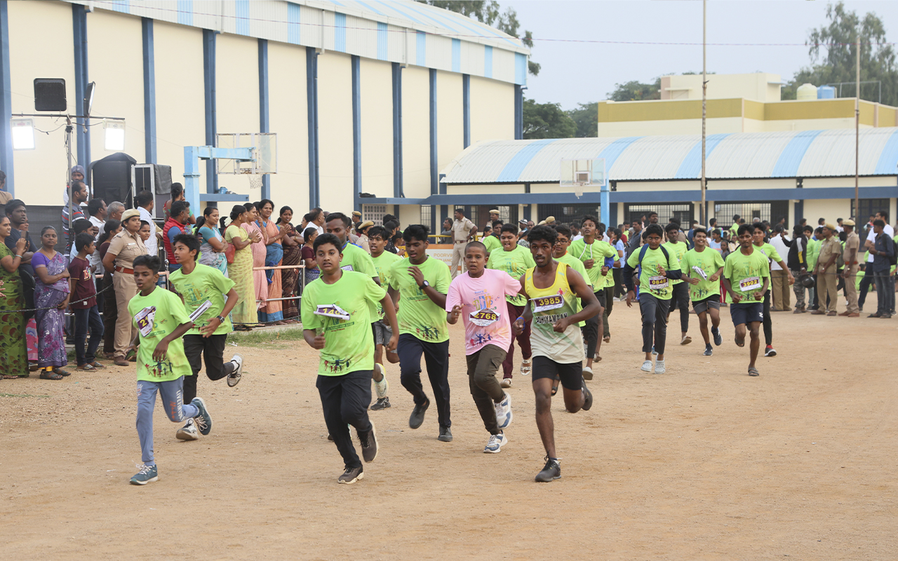 Runners taking part in the 2025 Elite Marathon